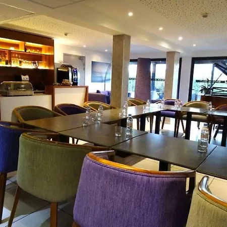 Rives D'or מלון 3*